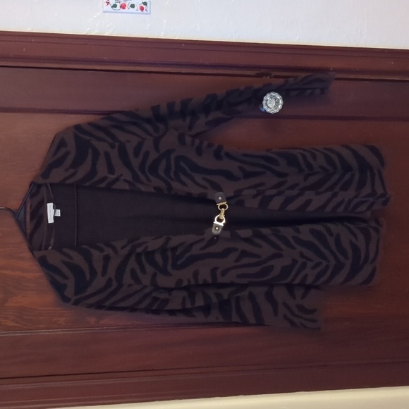 Charter Club Brown & Black Animal Print Size Large - Picture 1 of 6